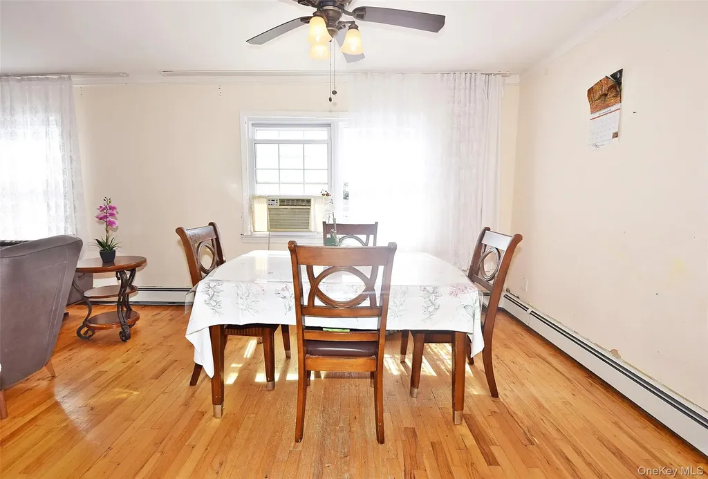 436 Herzel Boulevard West Babylon NY 11704