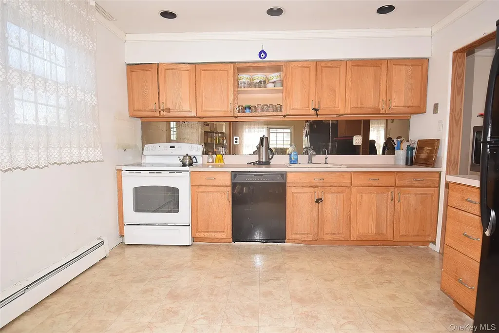 436 Herzel Boulevard West Babylon NY 11704