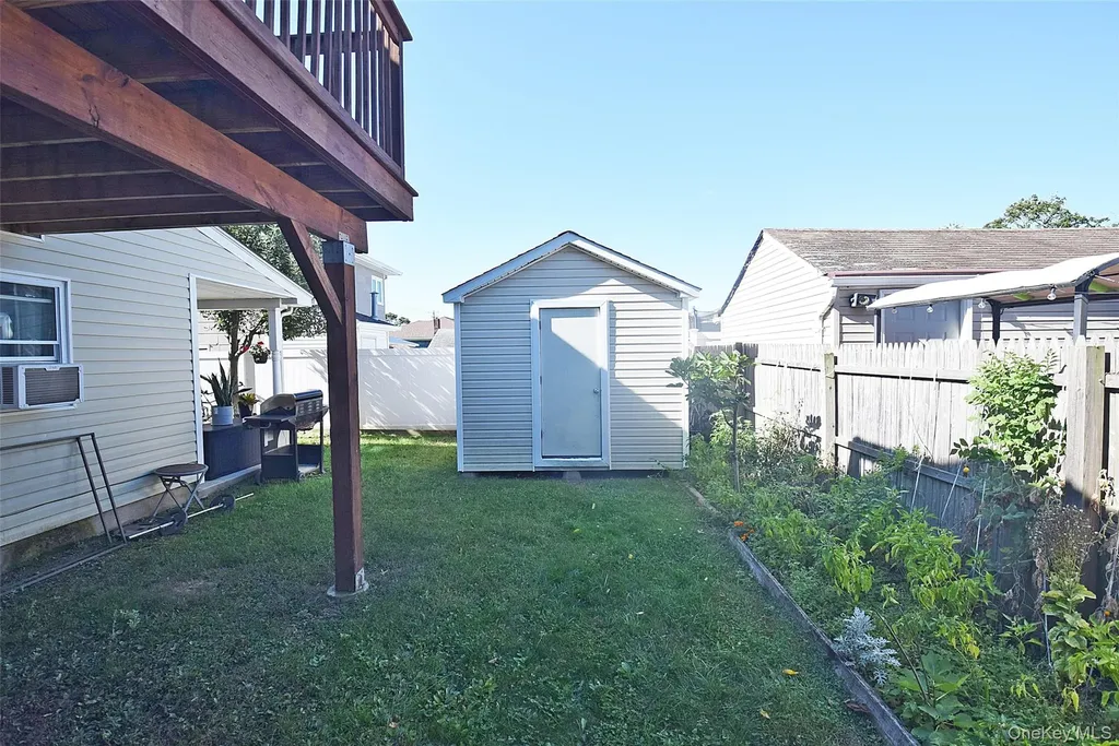436 Herzel Boulevard West Babylon NY 11704
