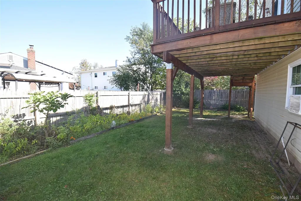 436 Herzel Boulevard West Babylon NY 11704