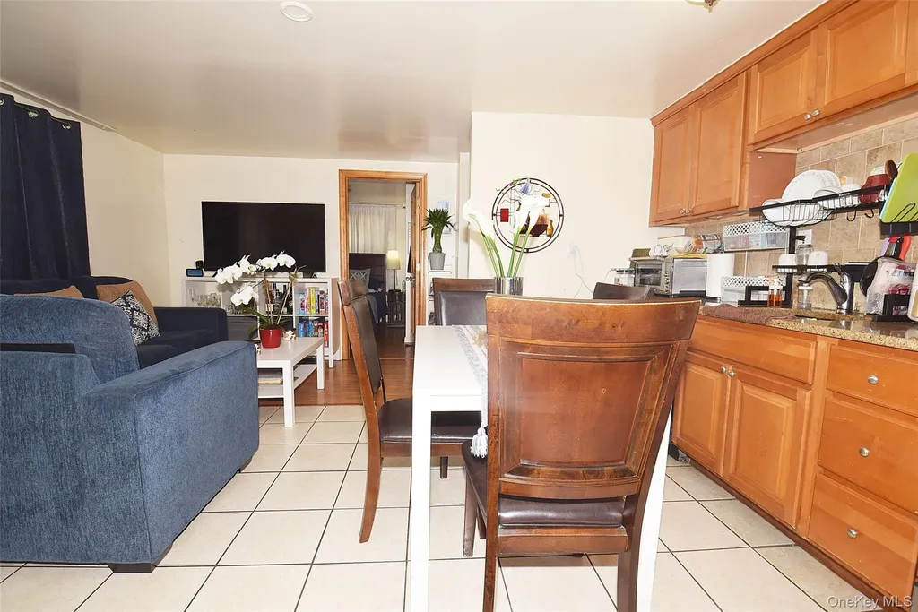 436 Herzel Boulevard West Babylon NY 11704