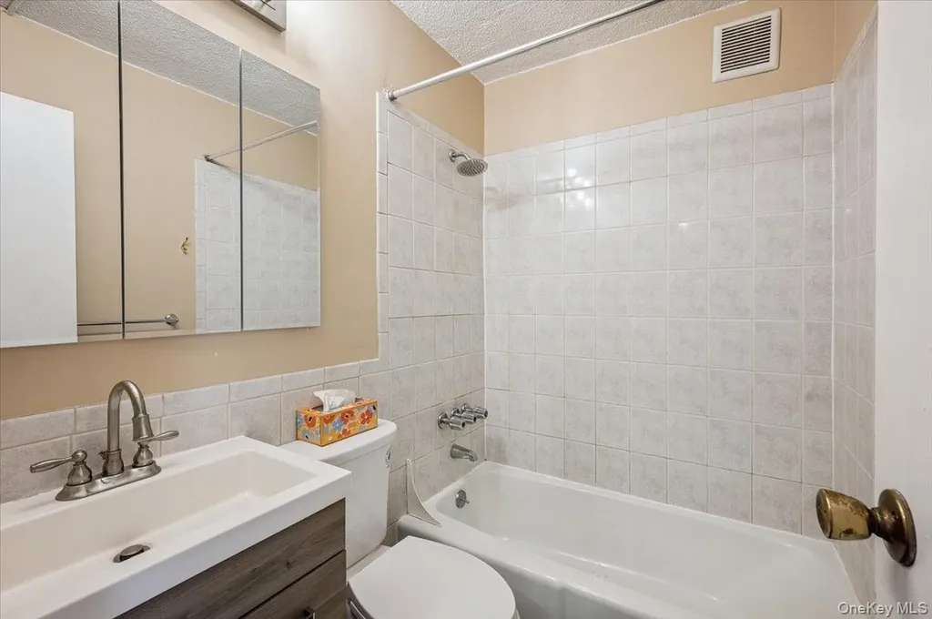 3 Campus Place Scarsdale NY 10583