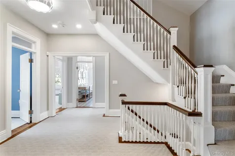 17 Linden Avenue Larchmont NY 10538