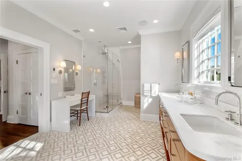 17 Linden Avenue Larchmont NY 10538