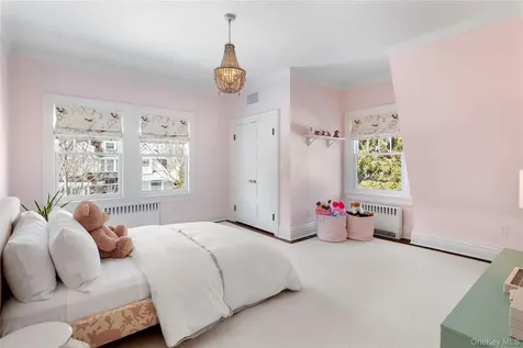 17 Linden Avenue Larchmont NY 10538