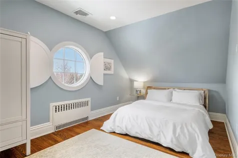 17 Linden Avenue Larchmont NY 10538
