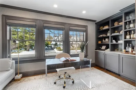 17 Linden Avenue Larchmont NY 10538