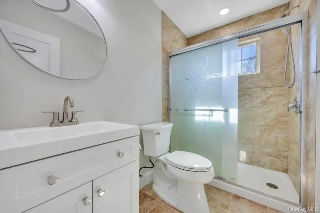 2 Pearl Place Greenlawn NY 11740