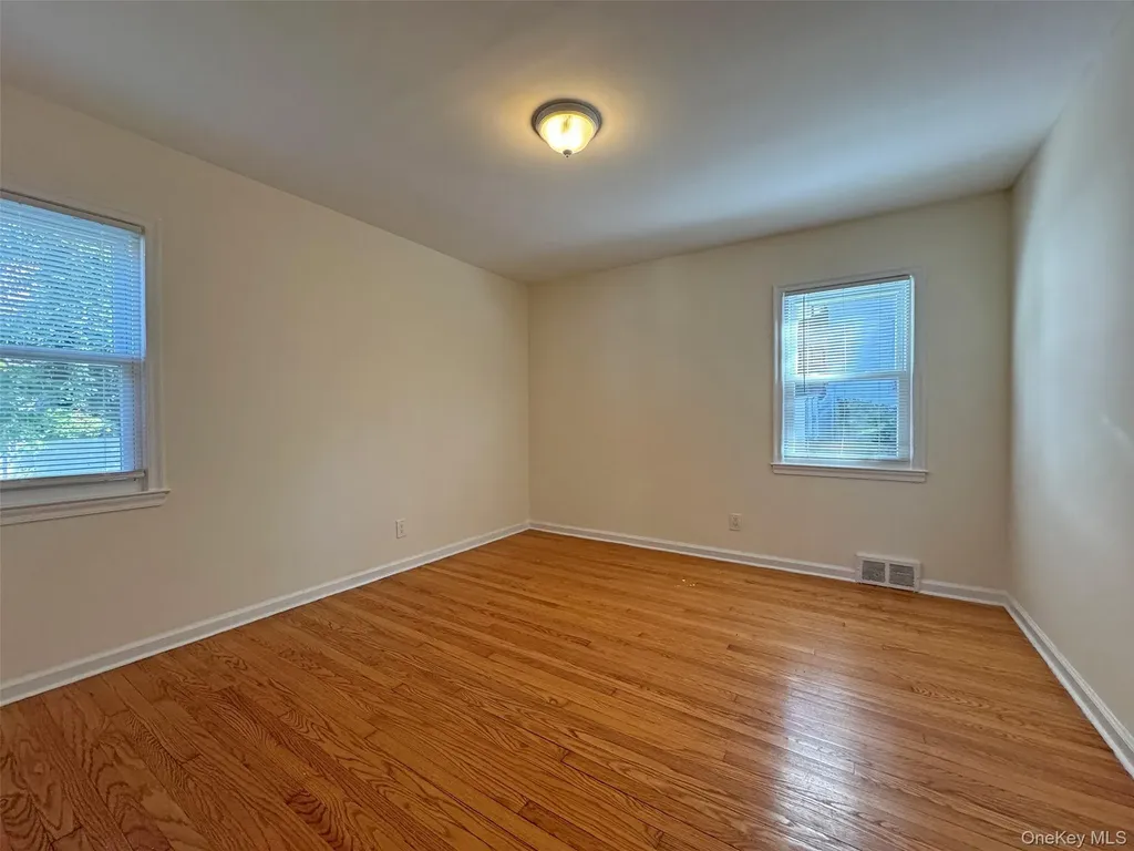 39 Wright Place Scarsdale NY 10583