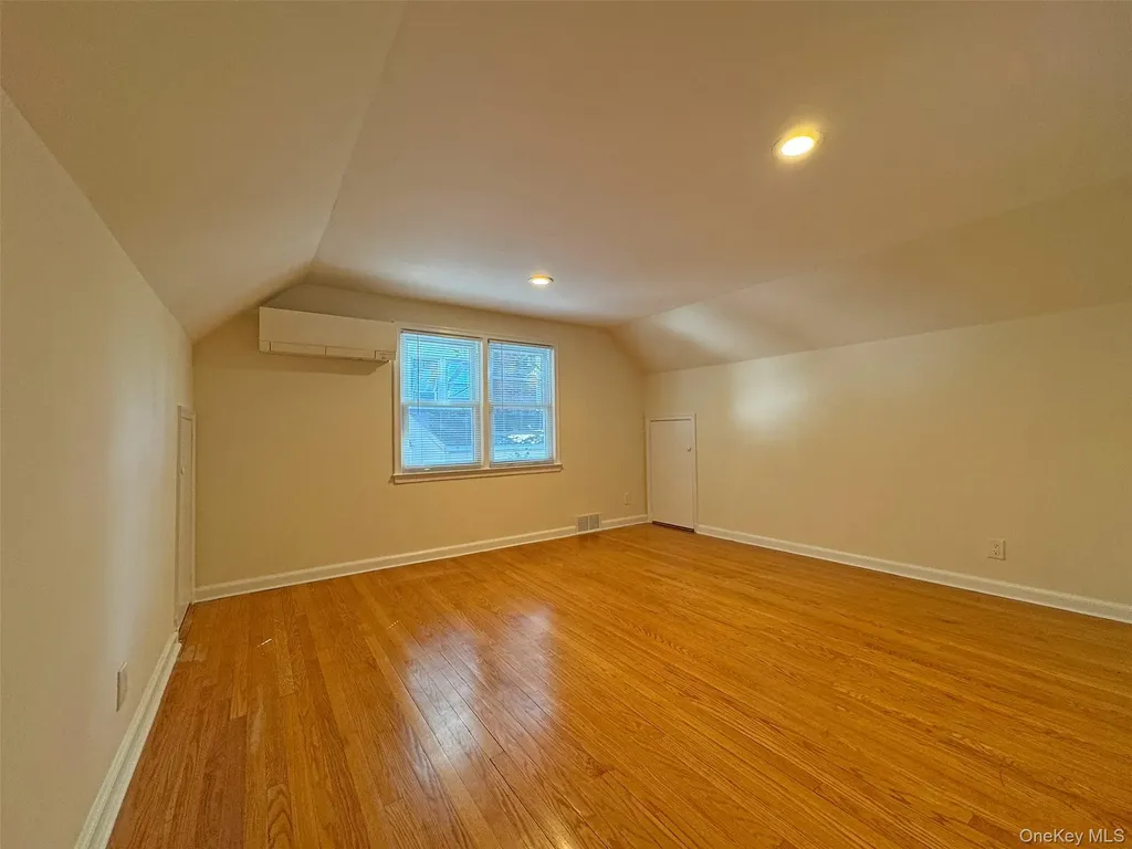 39 Wright Place Scarsdale NY 10583