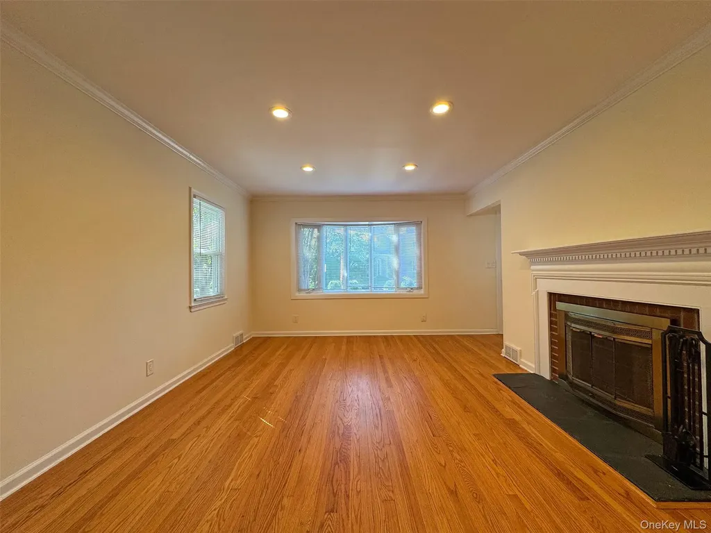 39 Wright Place Scarsdale NY 10583