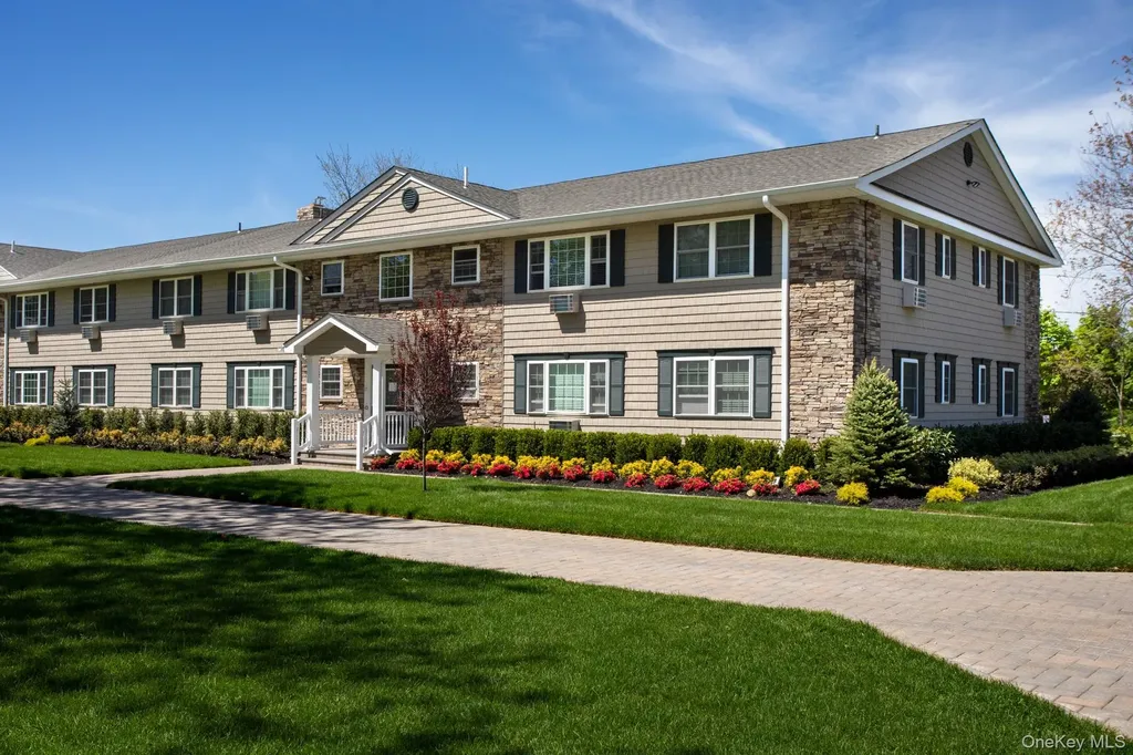 309 Robinson Avenue Patchogue NY 11772