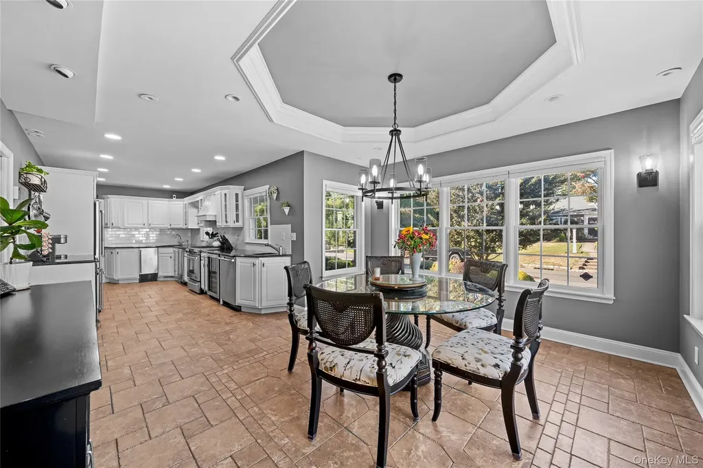 156 Cabot Road Massapequa NY 11758