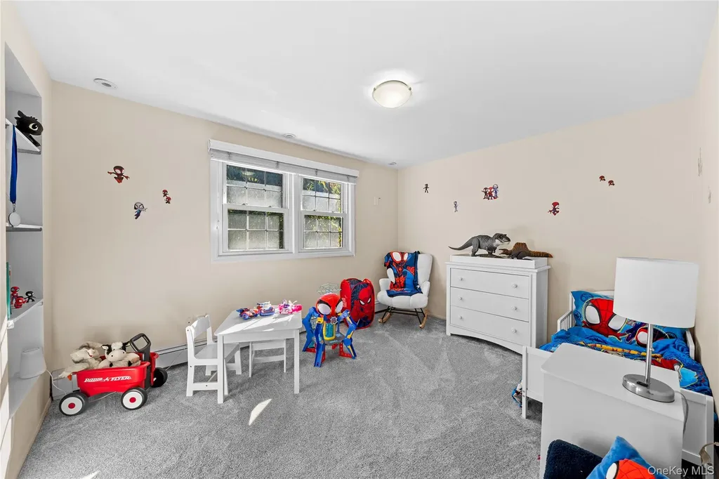156 Cabot Road Massapequa NY 11758