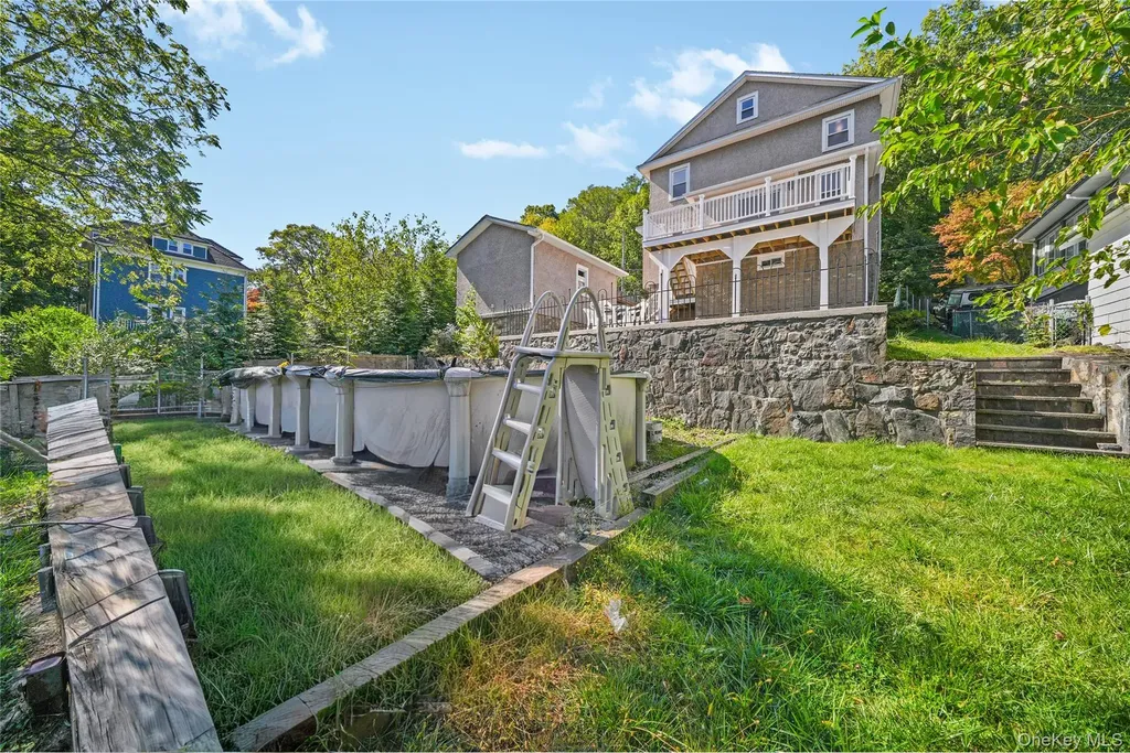 511 Decatur Avenue Peekskill NY 10566
