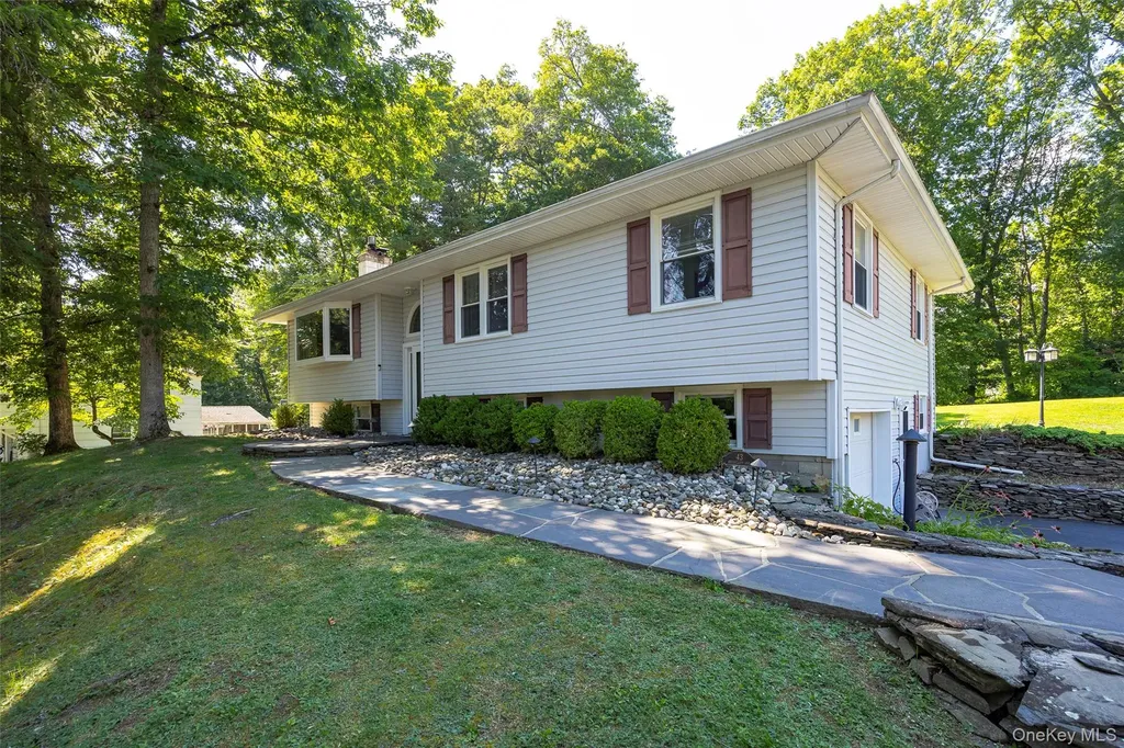 43 Briarcliff Avenue Poughkeepsie NY 12603