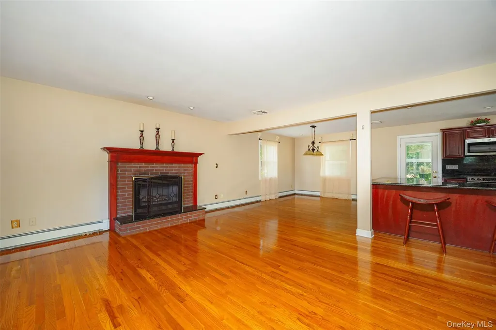43 Briarcliff Avenue Poughkeepsie NY 12603