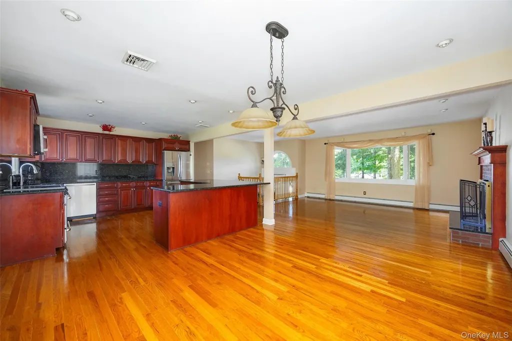 43 Briarcliff Avenue Poughkeepsie NY 12603