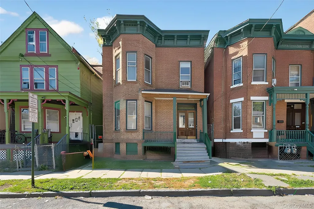 41 Carpenter Avenue Newburgh NY 12550
