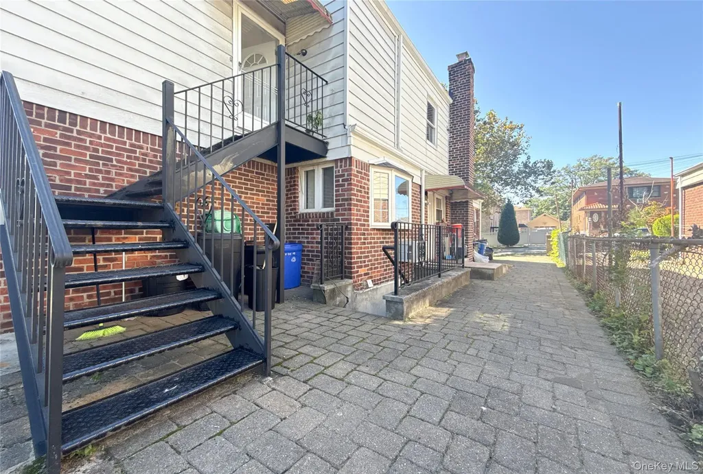 19005 48th Avenue Fresh Meadows NY 11365