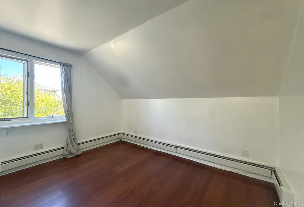 19005 48th Avenue Fresh Meadows NY 11365