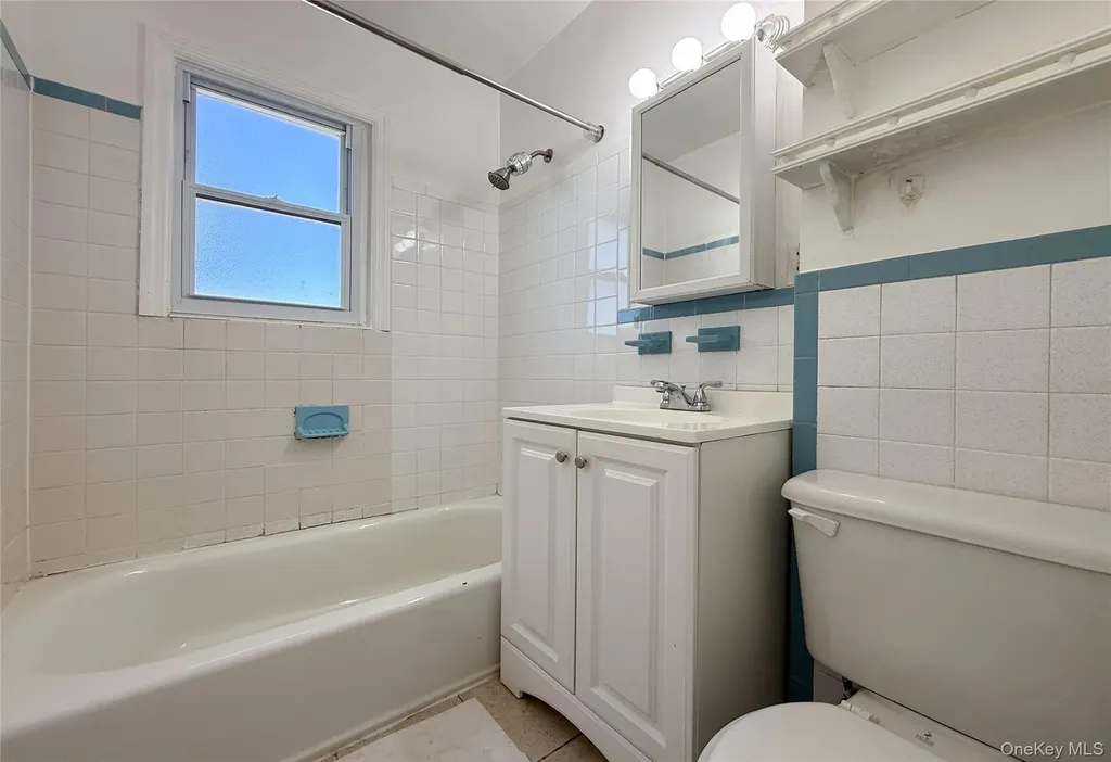 19005 48th Avenue Fresh Meadows NY 11365