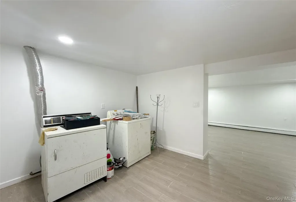 19005 48th Avenue Fresh Meadows NY 11365