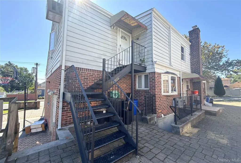 19005 48th Avenue Fresh Meadows NY 11365