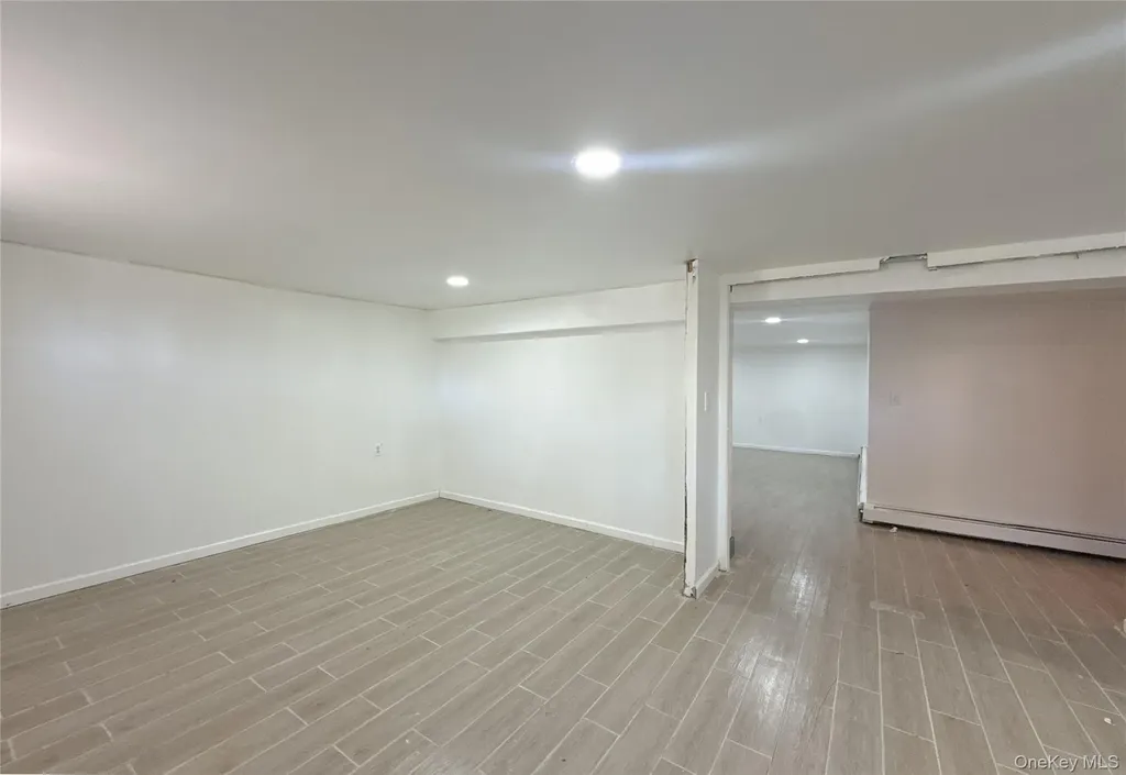 19005 48th Avenue Fresh Meadows NY 11365