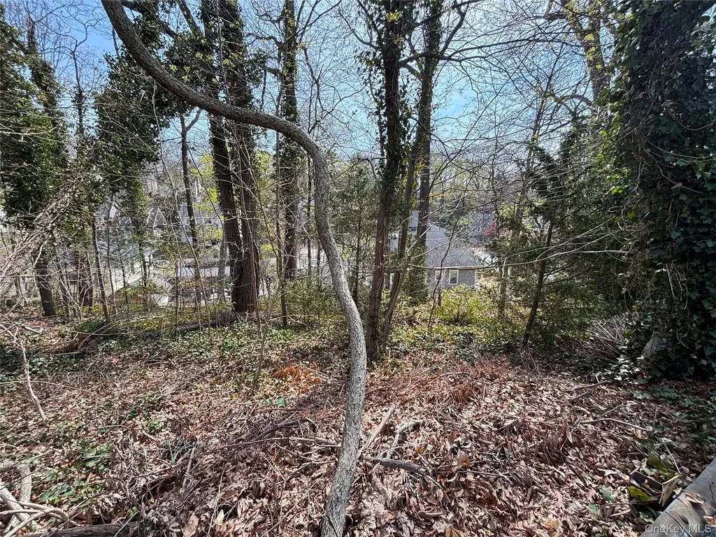 Glades Way Huntington NY 11743