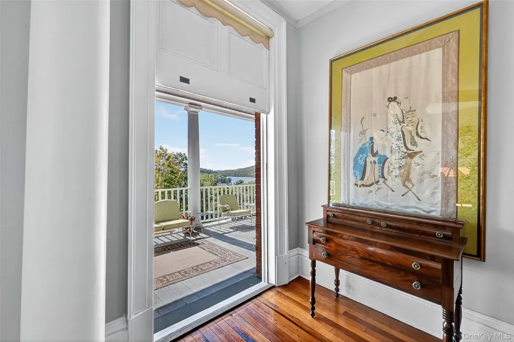 74 Tower Hill Loop E Tuxedo Park NY 10987