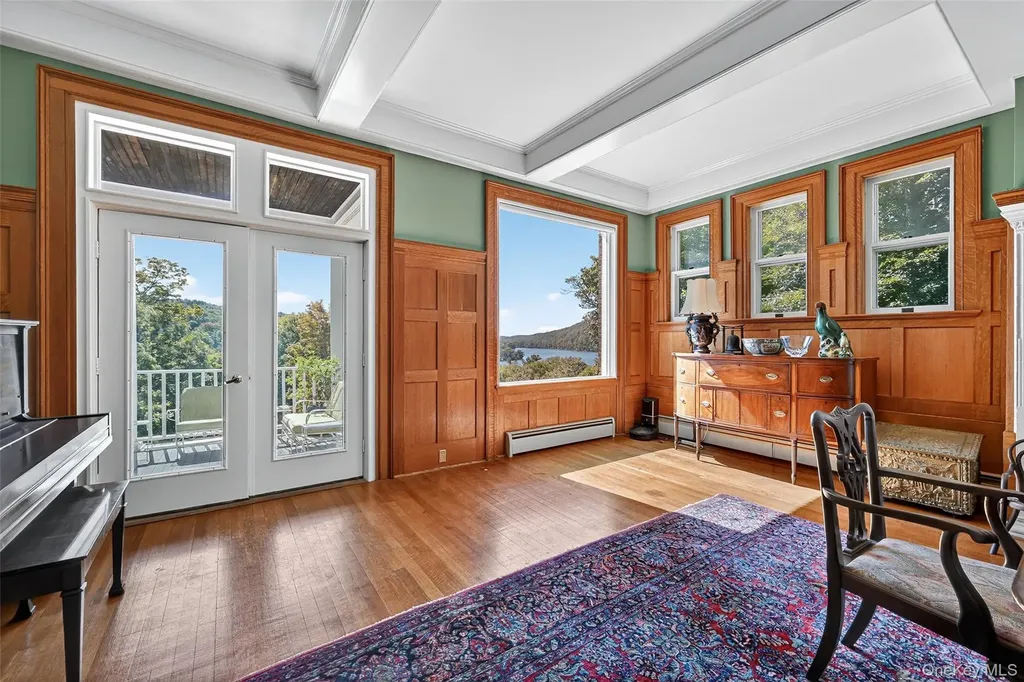 74 Tower Hill Loop E Tuxedo Park NY 10987