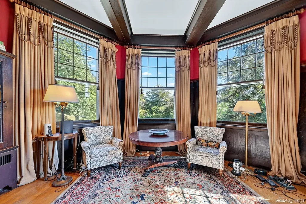 74 Tower Hill Loop E Tuxedo Park NY 10987