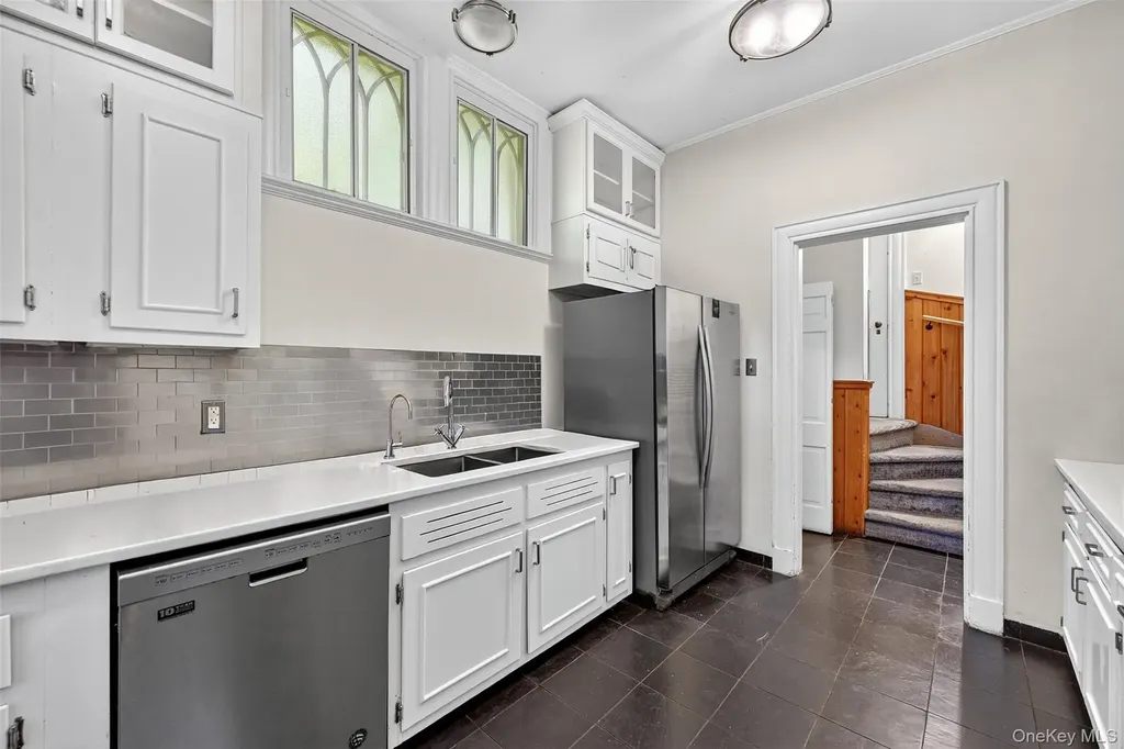 74 Tower Hill Loop E Tuxedo Park NY 10987