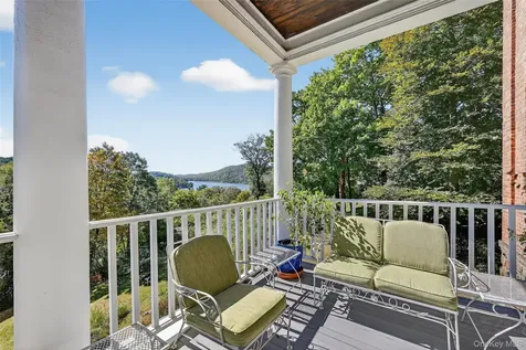 74 Tower Hill Loop E Tuxedo Park NY 10987