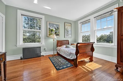 74 Tower Hill Loop E Tuxedo Park NY 10987