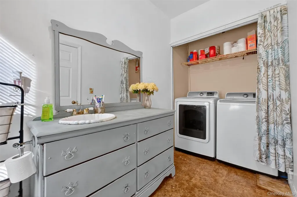 17 Fishkill Hook Road Hopewell Junction NY 12533