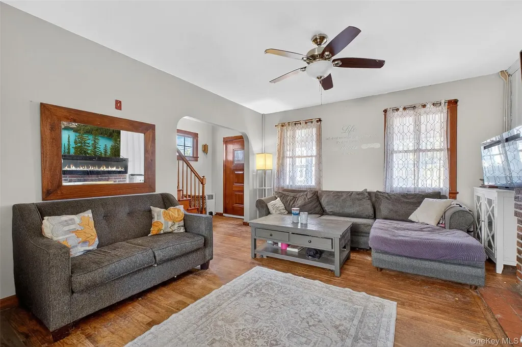 17 Fishkill Hook Road Hopewell Junction NY 12533