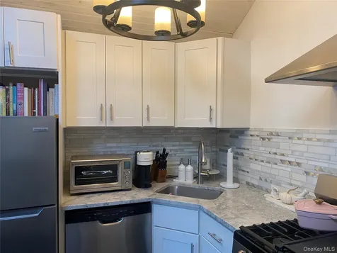 9 Cottage Lane North Salem NY 10560