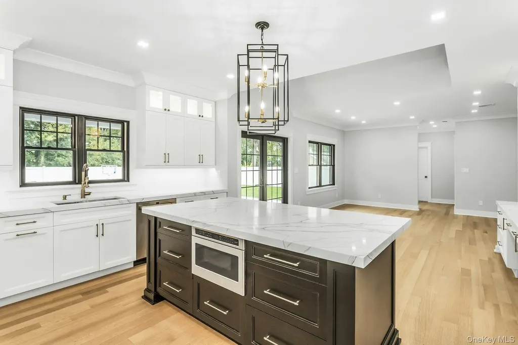 9 Hill Drive Glen Head NY 11545
