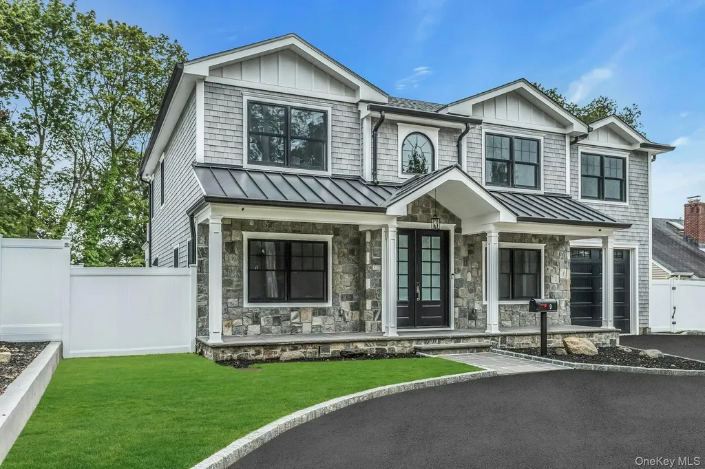 9 Hill Drive Glen Head NY 11545