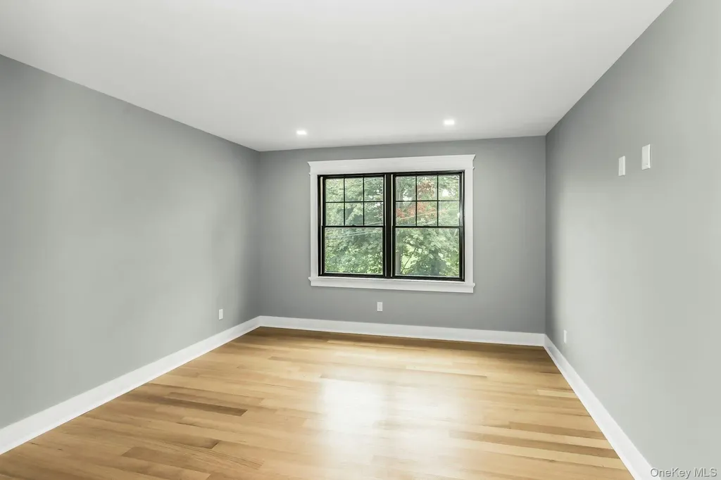 9 Hill Drive Glen Head NY 11545