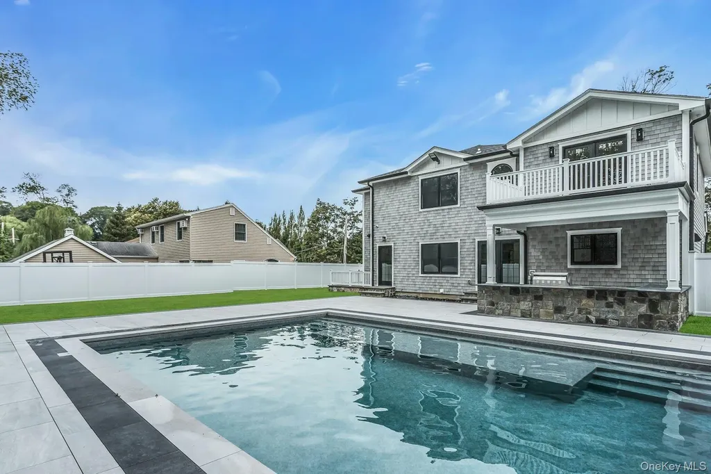 9 Hill Drive Glen Head NY 11545
