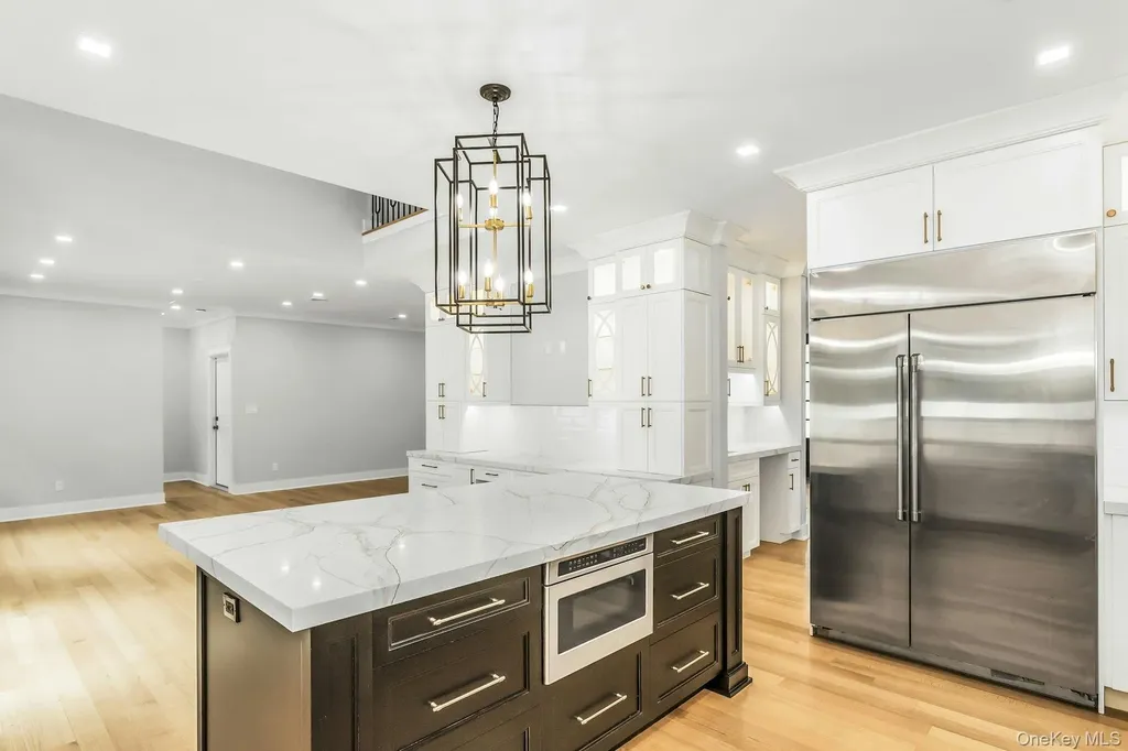 9 Hill Drive Glen Head NY 11545