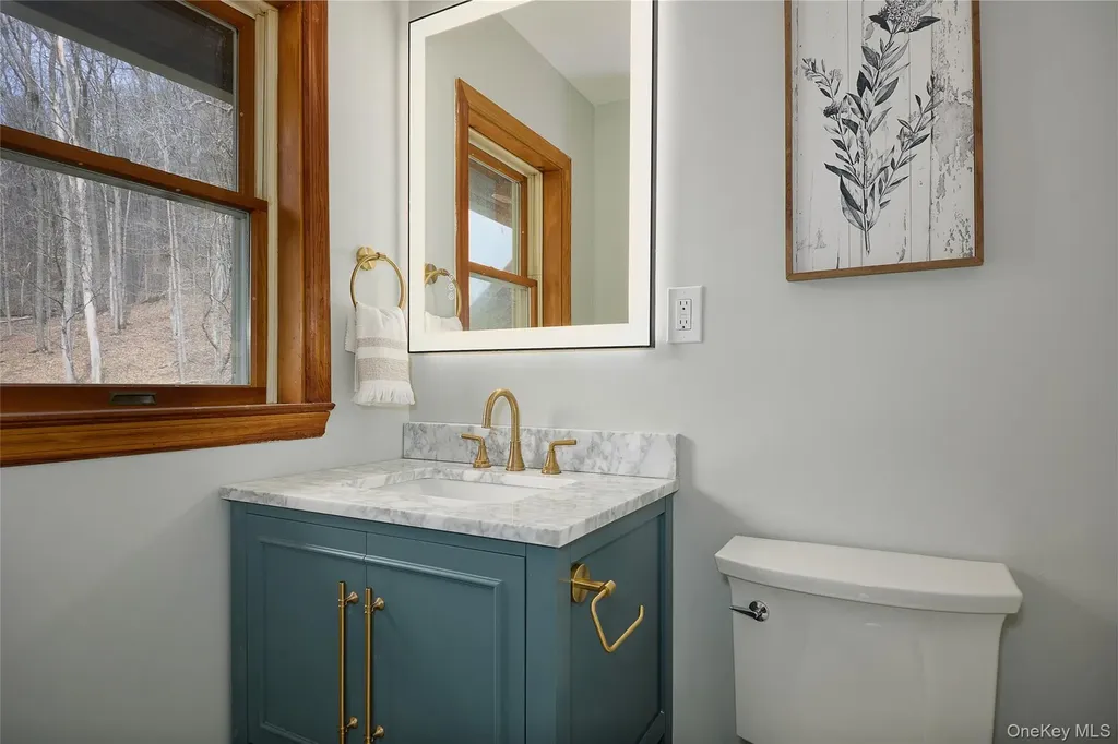 568 Oak Summit Road Millbrook NY 12545