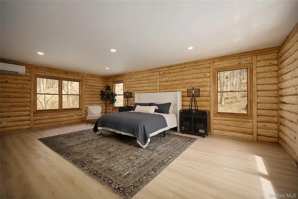 568 Oak Summit Road Millbrook NY 12545