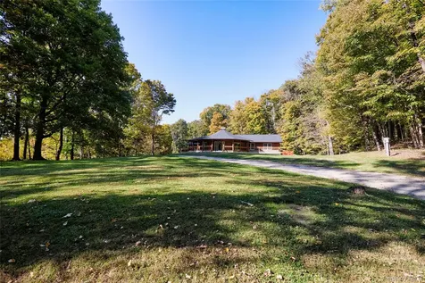 568 Oak Summit Road Millbrook NY 12545