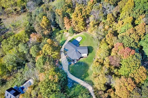 568 Oak Summit Road Millbrook NY 12545