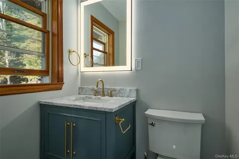 568 Oak Summit Road Millbrook NY 12545