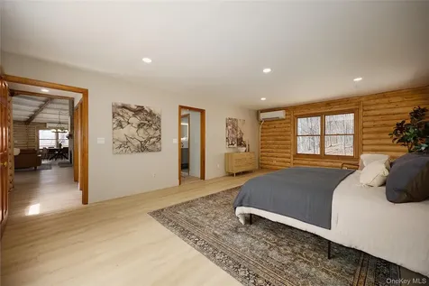 568 Oak Summit Road Millbrook NY 12545